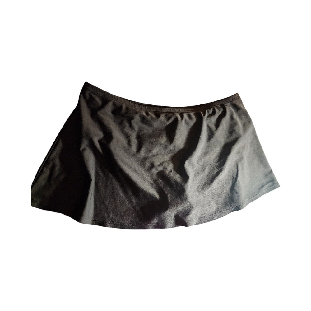 Sag Harbor Elegant Black Swim Skirt